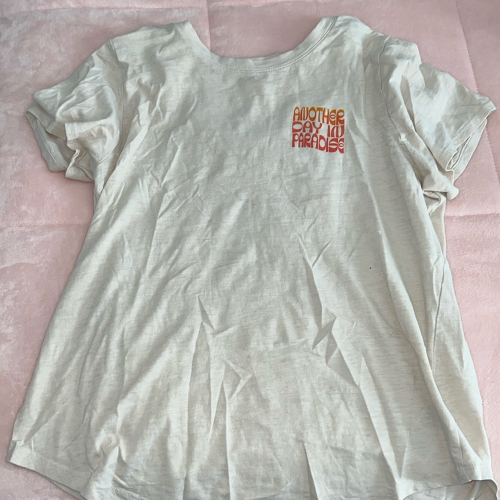 Old Navy summer t-shirt